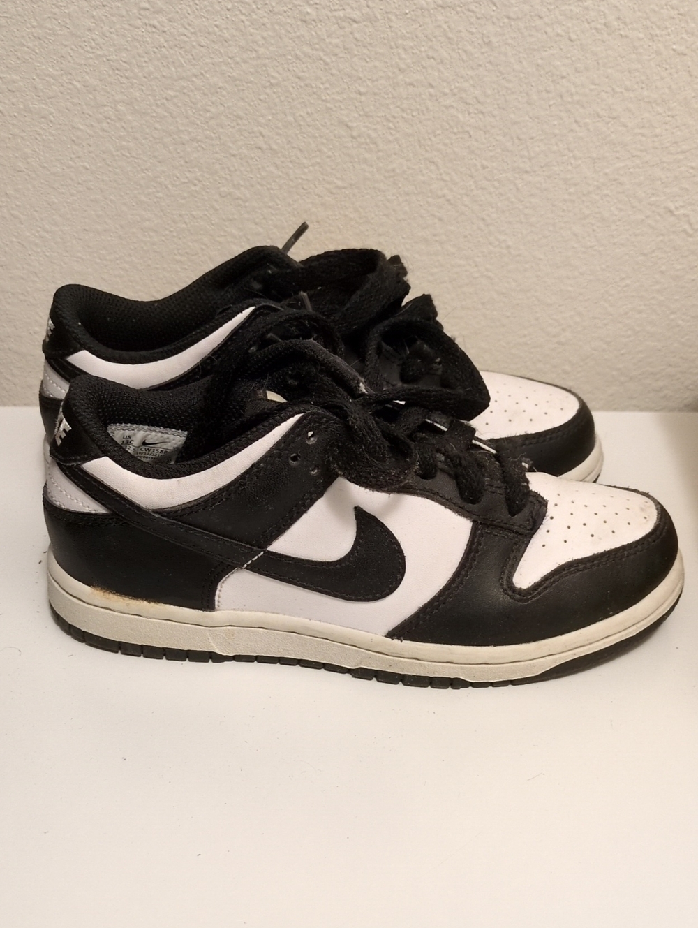 Nike Kids' Black and White Low-Top Sneakers